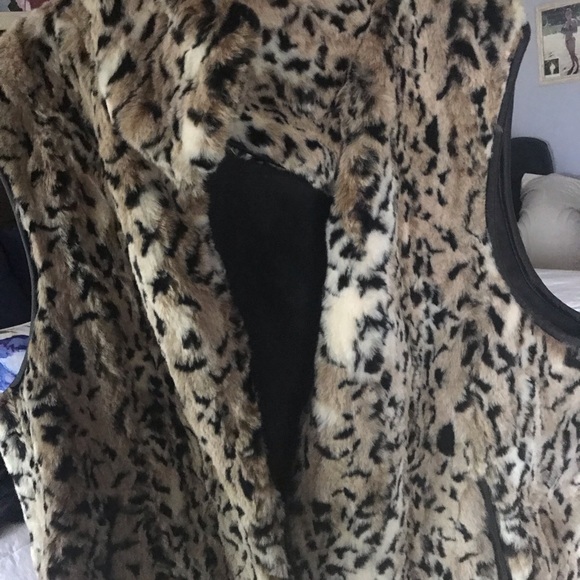 Leopard vest - Picture 2 of 2